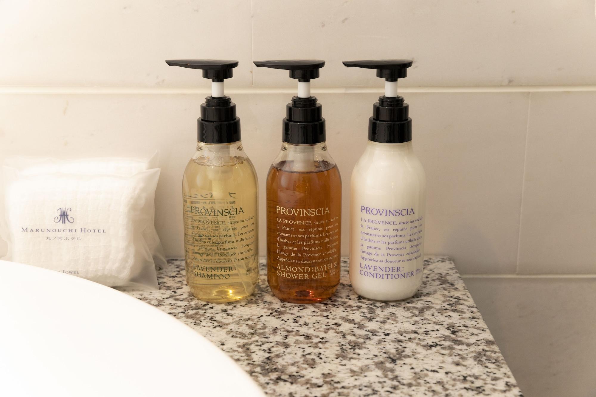 Marunouchi Hotel Tokio Exterior foto Shower gel, body wash and conditioner