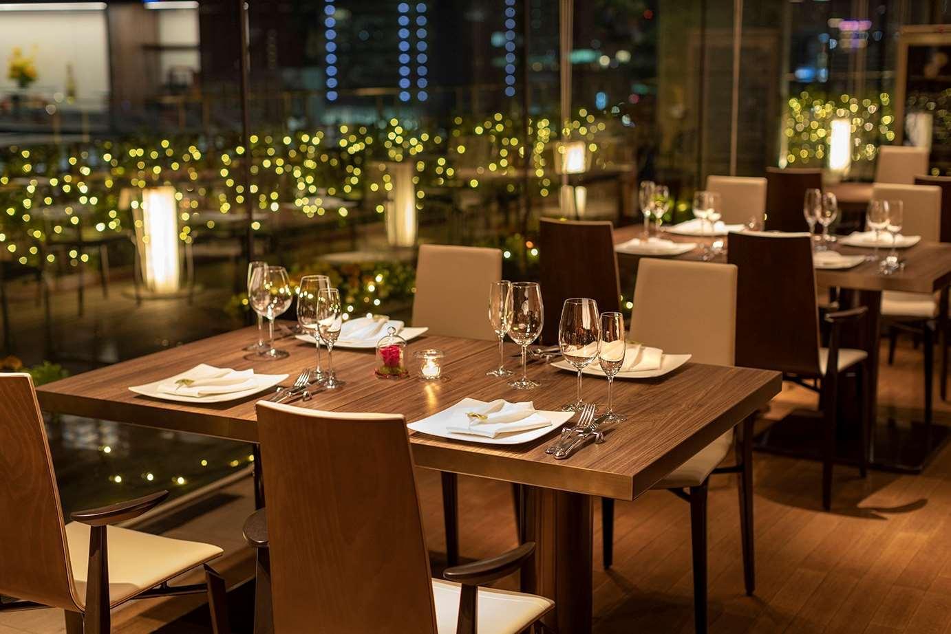 Marunouchi Hotel Tokio Exterior foto The interior of the restaurant